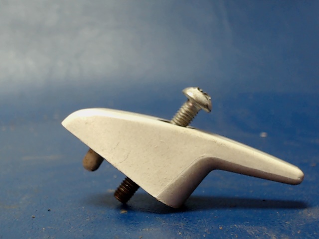 0715038-1 Cessna - COAT HANGER